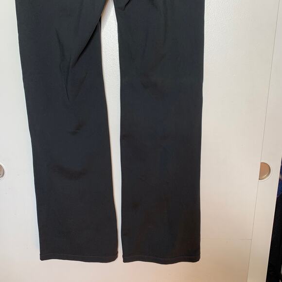 Gap women's black Gapfit Blackout High Rise Bootcut Studio Dance Pants XL - Picture 8 of 11